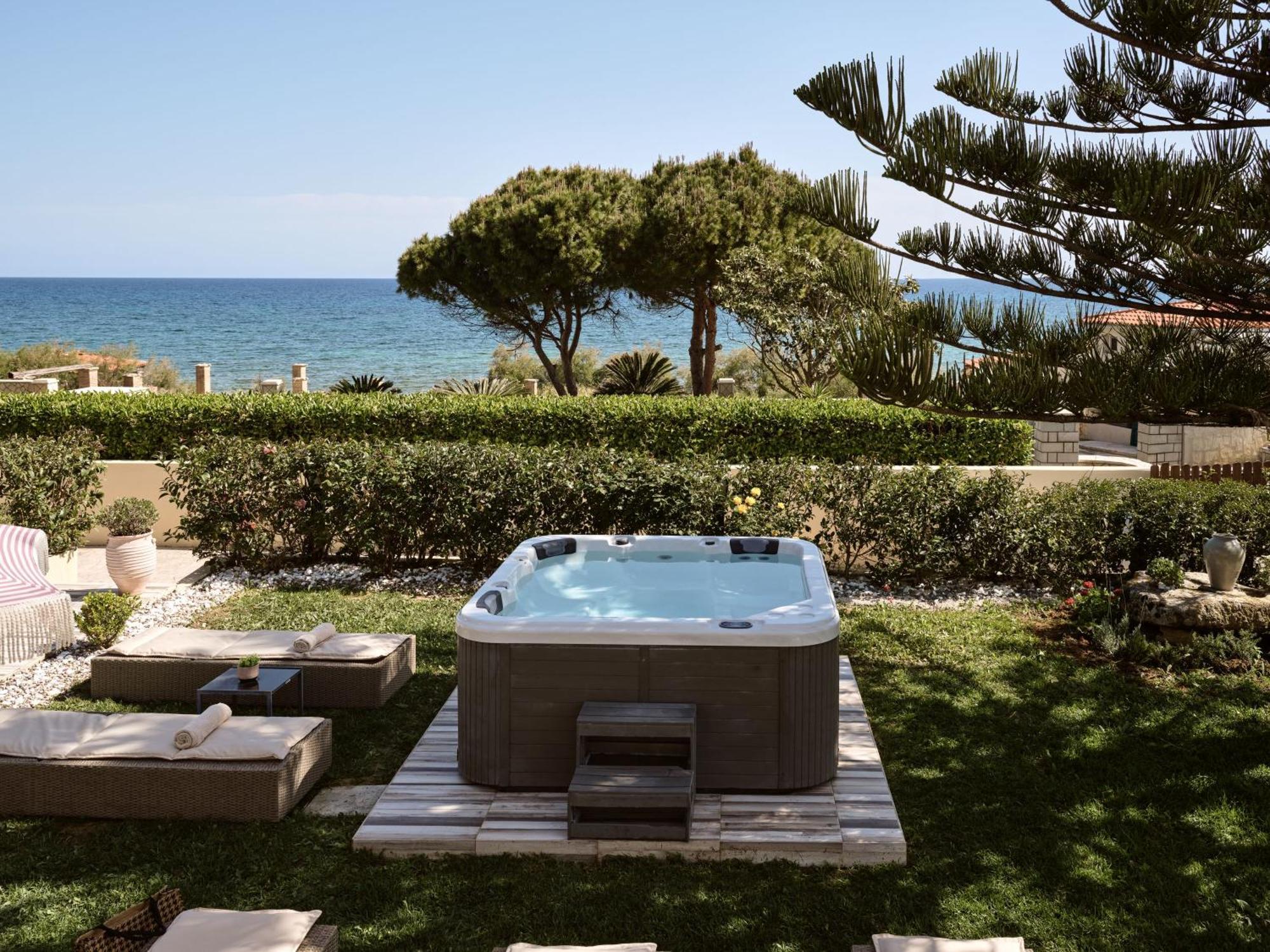 Sea Elegance Villa - On The Beach, By Zantewize Psarou  Bagian luar foto