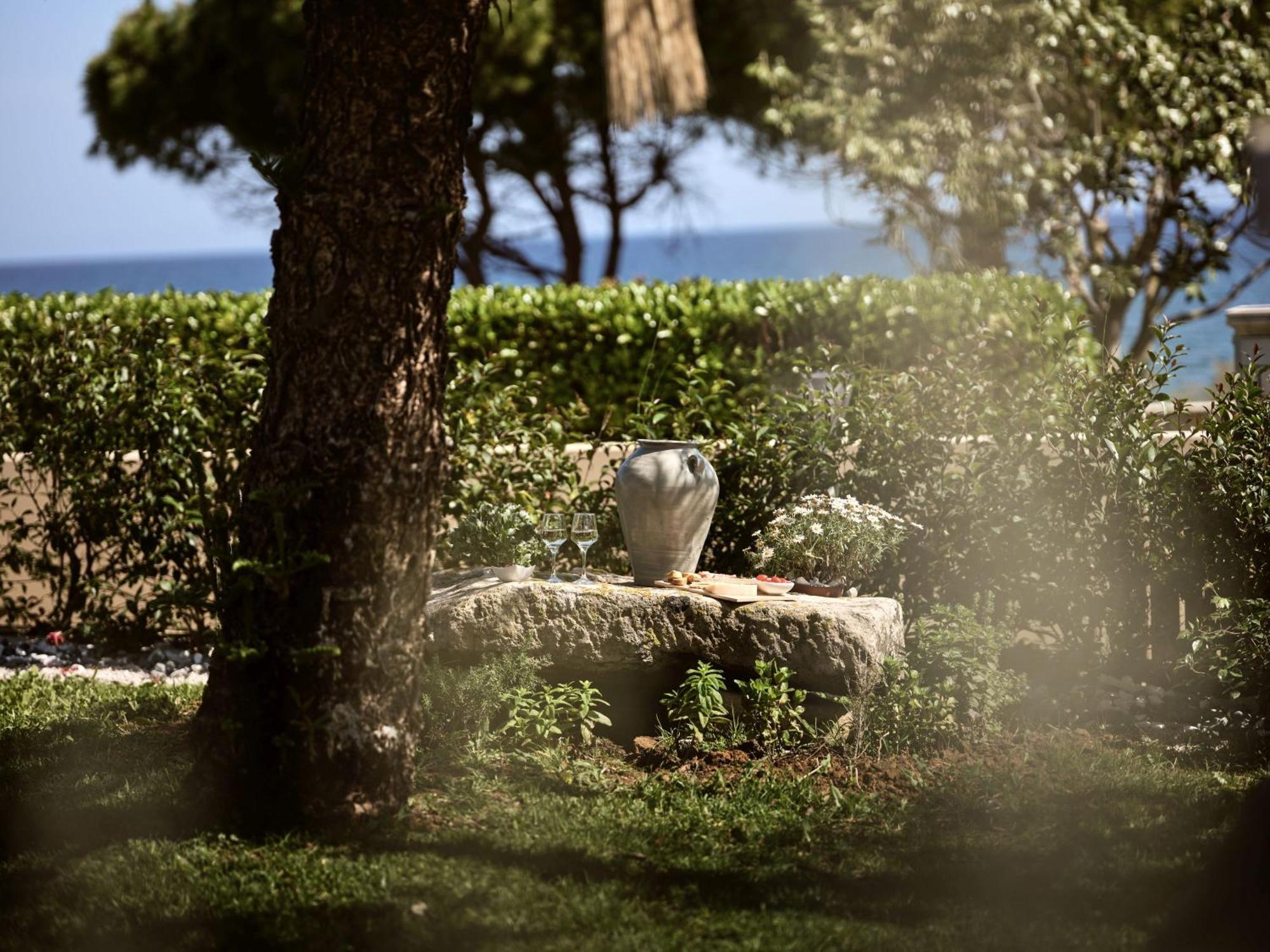 Sea Elegance Villa - On The Beach, By Zantewize Psarou  Bagian luar foto